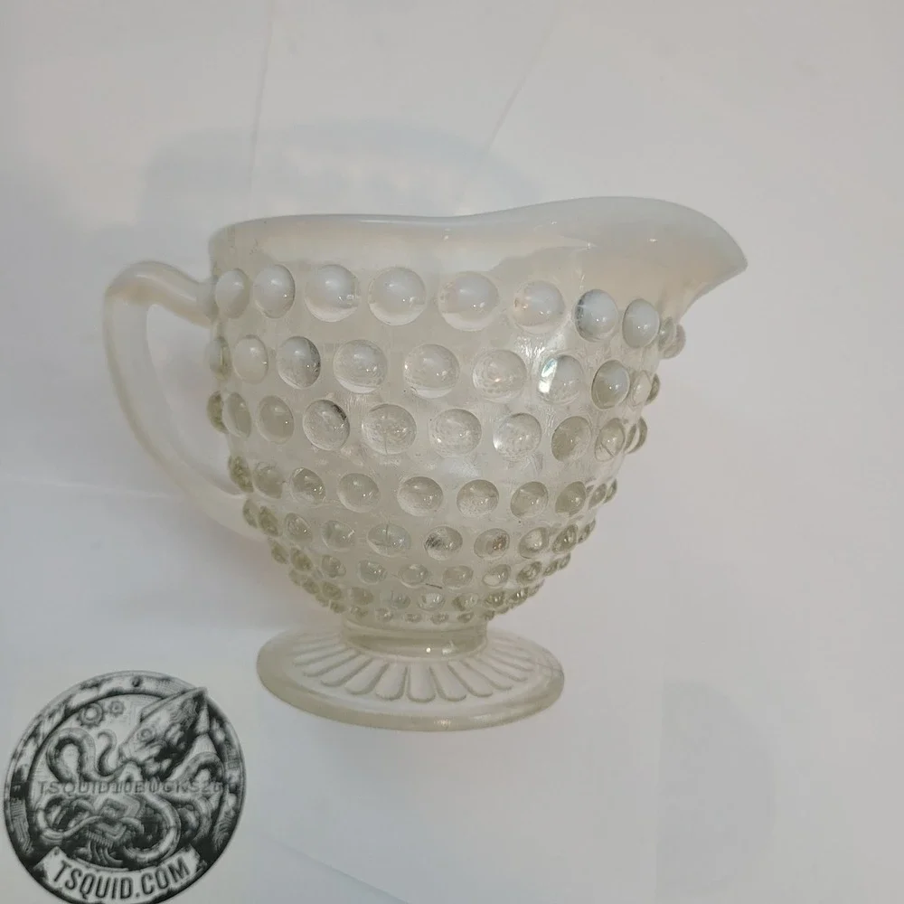 Anchor Hocking rim translucent white